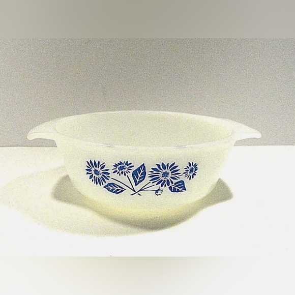 Anchor Hocking Fire King 472 Cornflower Mini Casserole Dish - Picture 2 of 4